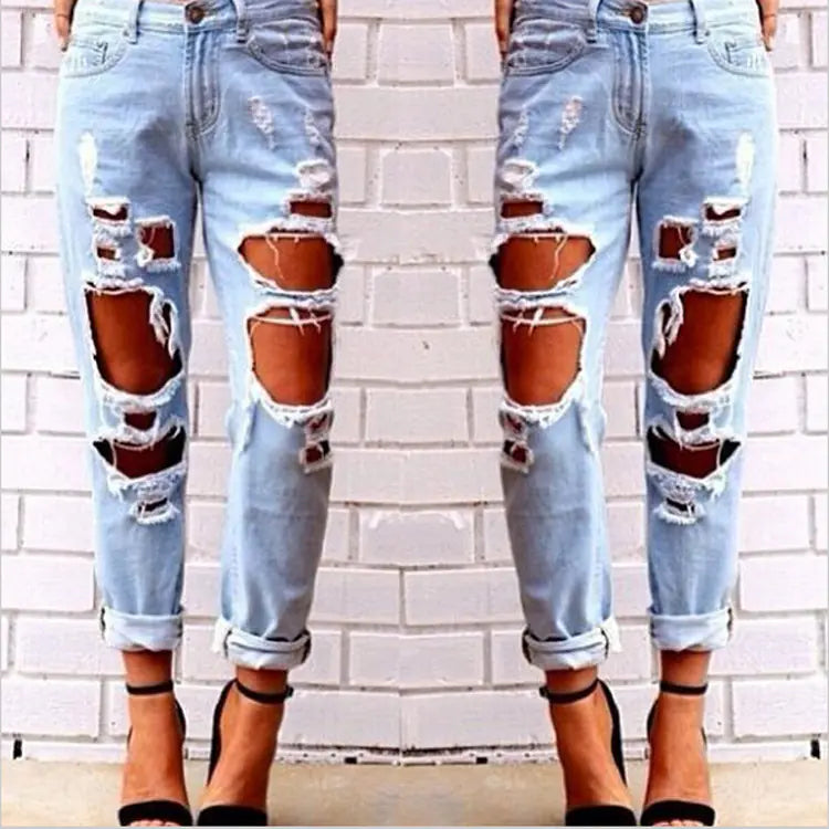 Loose-Fit Plus Size Ripped Jeans