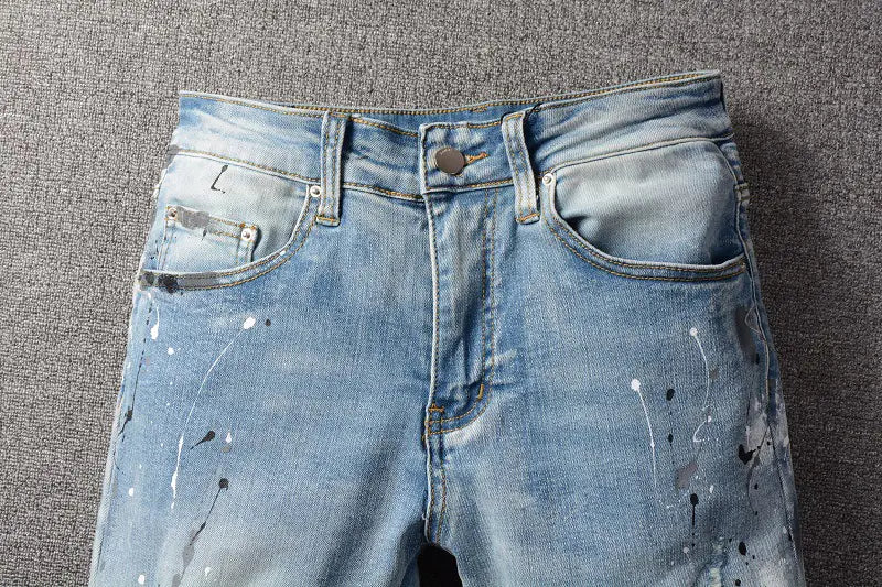 Fashionable Light Blue Stretch Denim Jeans with Patches